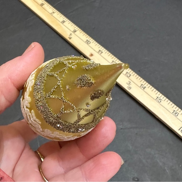 John Toole Icicle Shaped Gold Glass Christmas Ornament - Picture 5 of 11